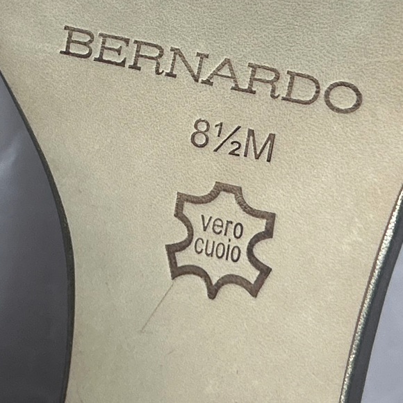 BERNARDO sandals - Picture 7 of 11
